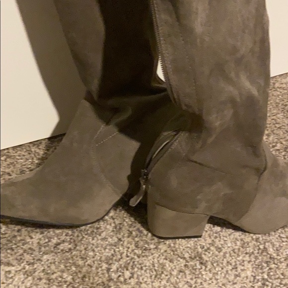 Boots - Picture 2 of 5